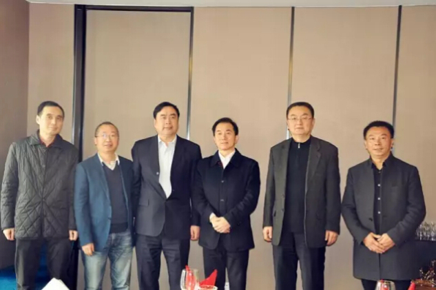 4-王明云、王珩、孫明陪同趙振元董事長(zhǎng)接待陳放副主席一行.jpg